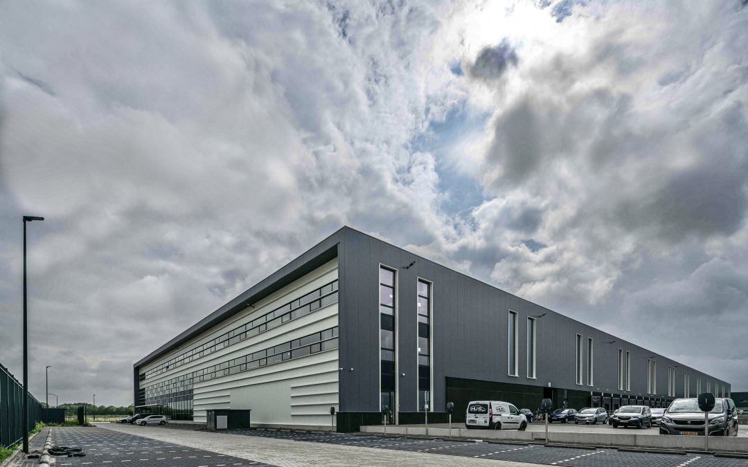 Pleijsier Bouw levert distributiecentrum in Dordrecht op aan Borghese Logistics en ELCEE